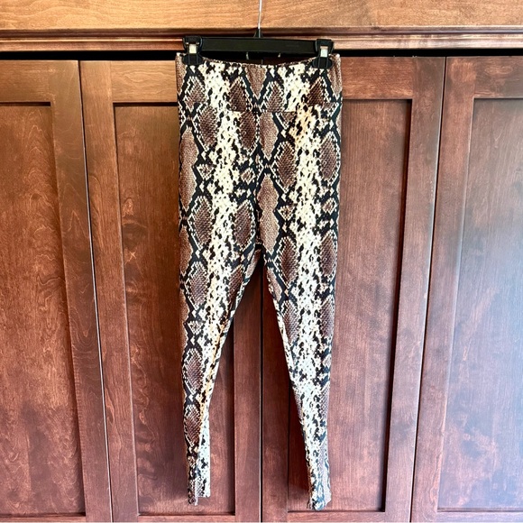 LuLaRoe TC Snake Print Leggings - Black and Brown - Picture 1 of 2
